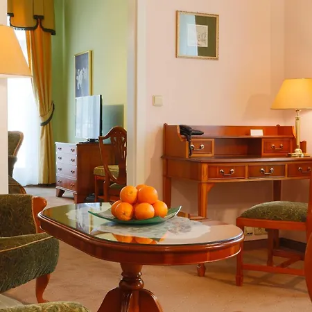 Bristol Georgy House 4* Karlsbad